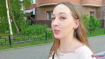 Abspielen Die süße Maklerin bedient einen Kunden gut und lässt ihn in ihren Mund spritzen! riskantes öffentliches Abenteuer! aktiv von nata süß