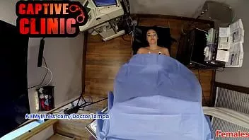 Jouer Nue dans les coulisses de blaire celeste dans des manigances préscènes d'esclaves d'entreprise, regardez le film en entier sur captiveclinic.com