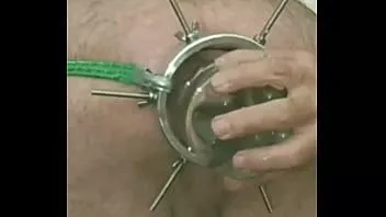 play Ekstremalny rozsuwany anal o szerokości 12 cm, rozdziawiony tyłek, samozaciskanie się i ruchanie butelką z rozszerzoną dupą.