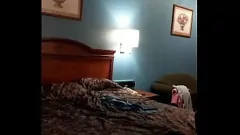 Riproduci White Dick Throatbanger: Orgasmi multipli di una piccola adolescente nera