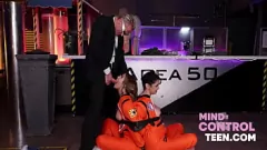 play Gebied 50s Secrets onthuld: Sci-Fi ThreeSome Fantasy met gecontroleerde vrijgebruik