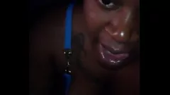 Riproduci Curvy Ebony Babe Naejae non ne ha mai abbastanza di quel BBC: pompino pubblico e azione Deepthroat