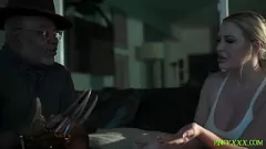 تشغيل كابوس جينا ستار الكابوس في شارع الديك
