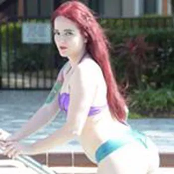 Pornstar Maci May