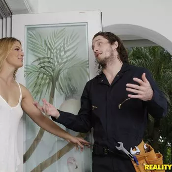 Pornstar Sloan Harper